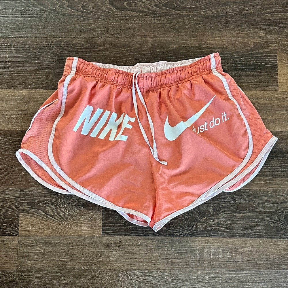 Nike Women's Peach Athletic Shorts